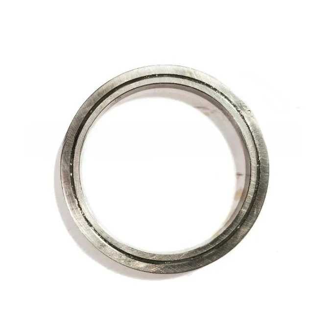 A cylindrical roller bearing CRBTF 405 AT 40 * 51 * 5 thin section bearing Inner diameter size: 20~80mm