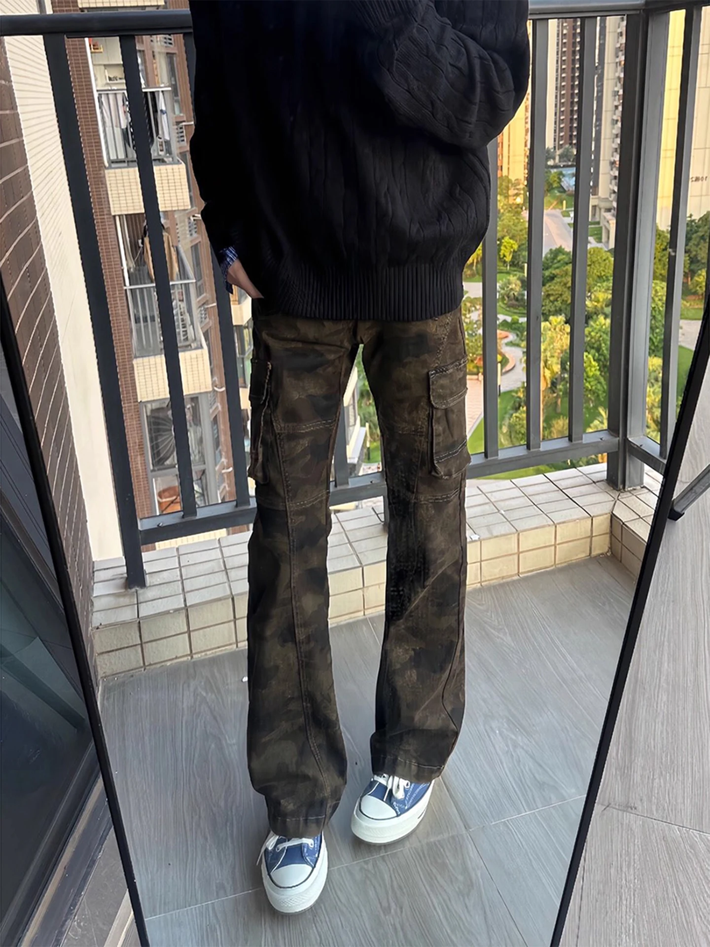 

Men's Slim Fit Camouflage Denim Pants High Street Style Multiple Pockets Deconstructed Design Autumn Fashion Casual Jeans