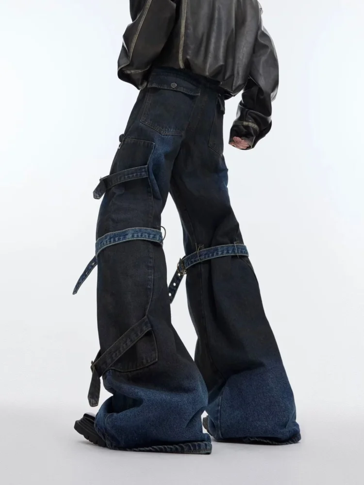 2026 Dark Y2K Streetwear Jeans mit Riemen-Design, Blaue Baggy Flare Jeans für Herren, Hip-Hop Punk Gothic Denim-Hosen, Vaqueros – Detail 12