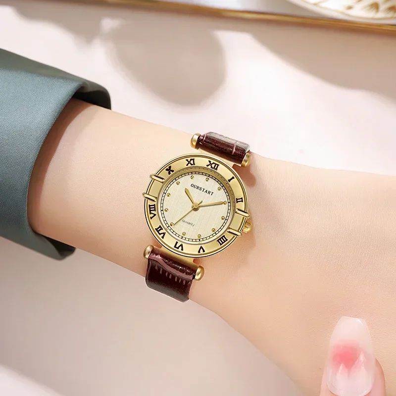 Ladies Quartz  Wristwatches Luxury Clocks Gold Small Round Roman Numerals Number Dial Vintage Leather Fashion Women Quartz Watch