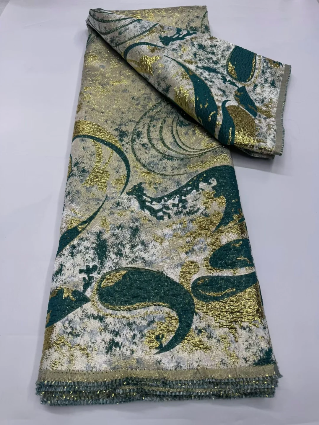 2026 NEW African Brocade Lace Fabrics Nigerian Damask Latest French Jacquard Gilded Women Lace for Wedding Dresses Sewing