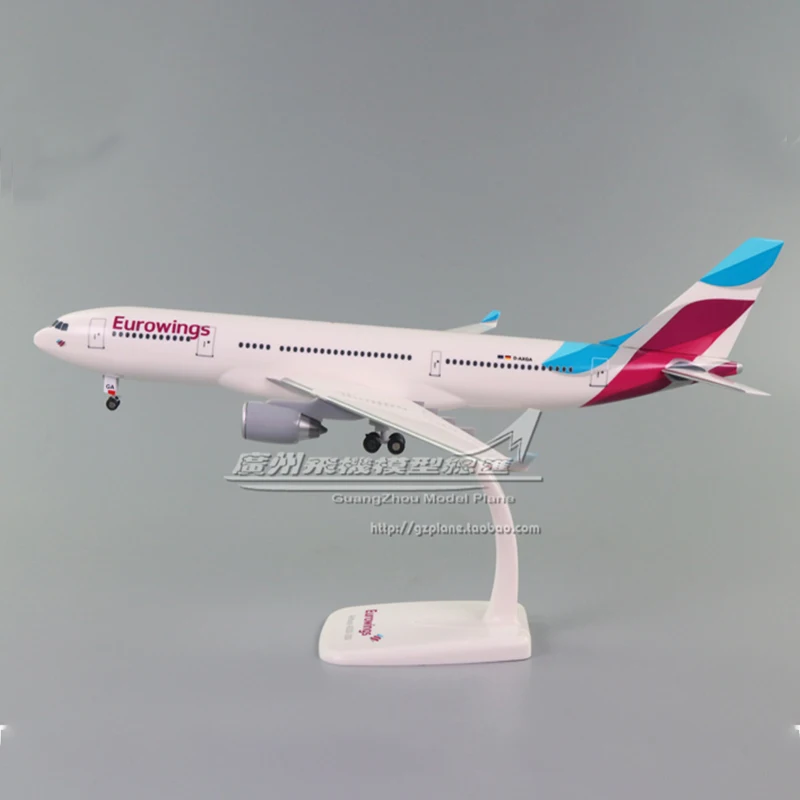 

Original 1:200 Scale A330-200 Classic Aviation Passenger Aircraft Assembled Aircraft Model Collection Display Toy Souvenir Gift