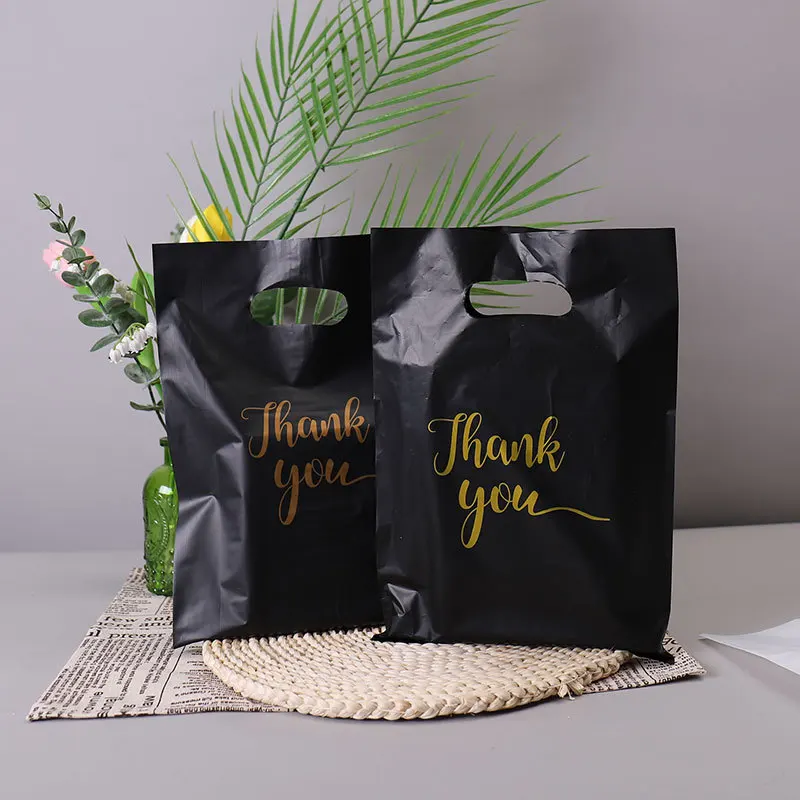 Sac de courses en plastique avec poignée, 100 pièces, LOGO personnalisé, emballage d'affaires, sac cadeau, décoration de fête d'anniversaire et de mariage