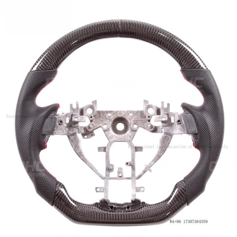 Suitable for Nissan X-Trail and Teana, dual-color positioning line carbon fiber car steering wheel modification, black perforate