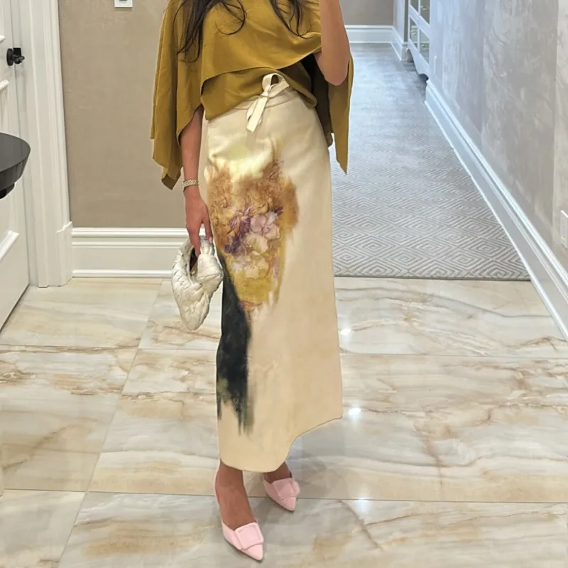 

Fashion Flower Print Elegant Chic Women Skirt Zipper Straight Slit Summer Skirt Lady 2025 New Beige Fashion Woman Clothing