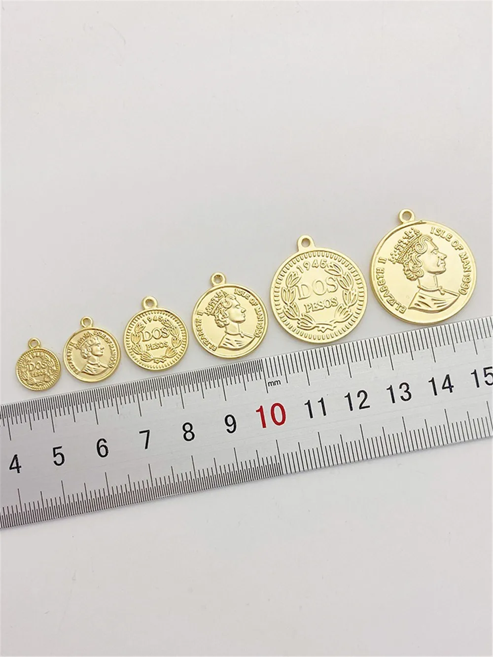 14K Gold Package Retro Beauty Avatar Coin Round Pendant Handmade DIY Bracelet Necklace Material Pendant L517