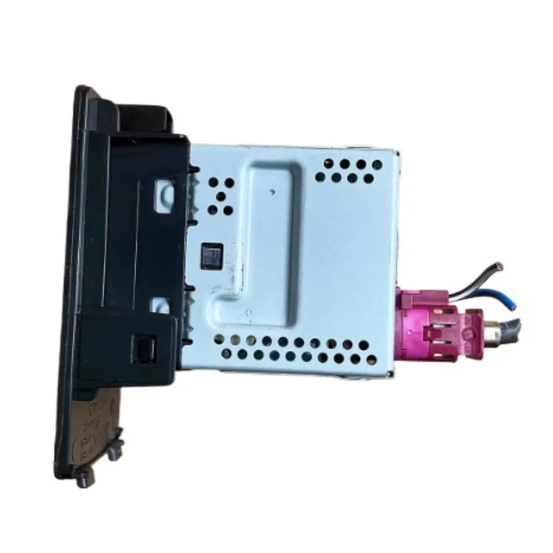 

31407038 Подлокотник для зарядки, один USB-интерфейс, двухпортовая крышка для Volvo S90, черная, новая автомобильная часть