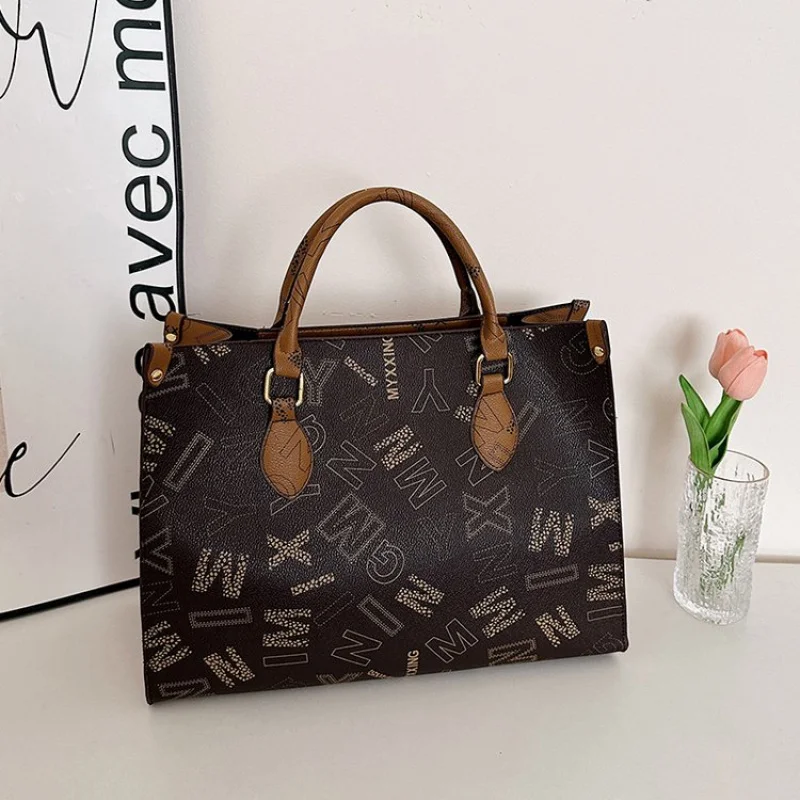 

Модная дизайнерская женская сумка через плечо, кожаная сумка через плечо, элегантная женская сумка-тоут, роскошная брендовая сумка-мессенджер, шикарный стиль