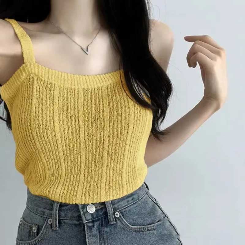 بلوزة كامي محبوكة للنساء المراهقات والفتيات الباستيل بدون أكمام Strappy تانك الأعلى الكورية أزياء الصيف عارضة الزي