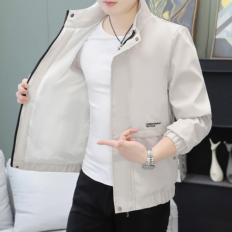 

New 2025 Men's Slim Fit Embroidered Jaet Faionable Stand Collar Casual Loose Outerwear Youthful Trendy Polyester