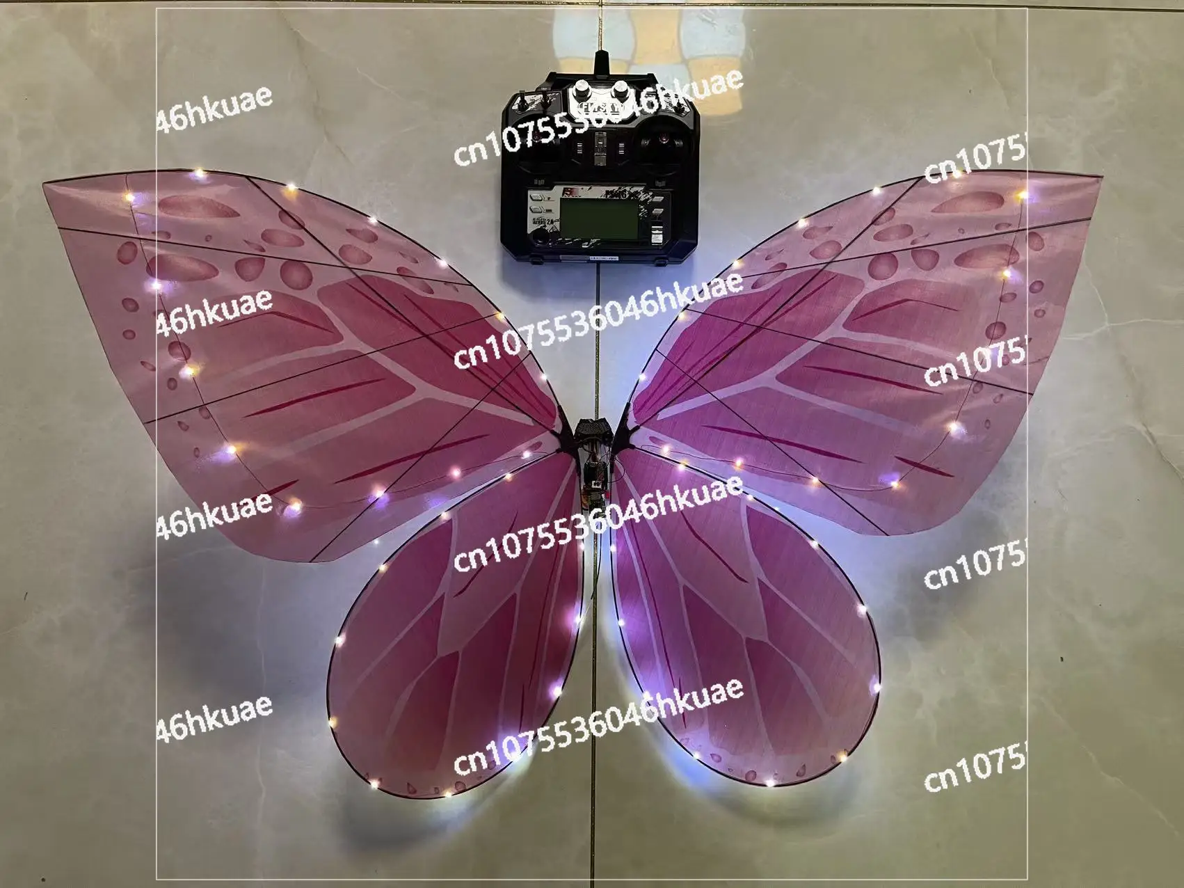 فراشة الطيارة الزجاجية التحكم عن بعد فراشة بيونيك ترفرف