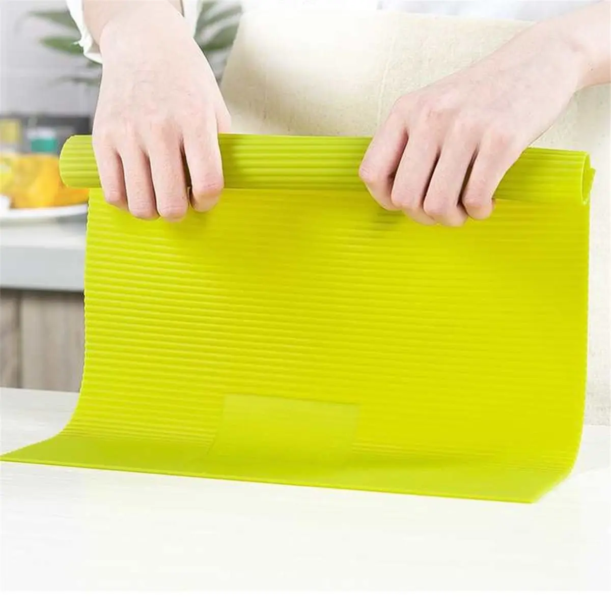 Silicone Sushi Rolling Mat Bamboo Imitation, Easy Clean, No Mildew, Portable Hand Roll Sushi Tool for Japanese Cuisine