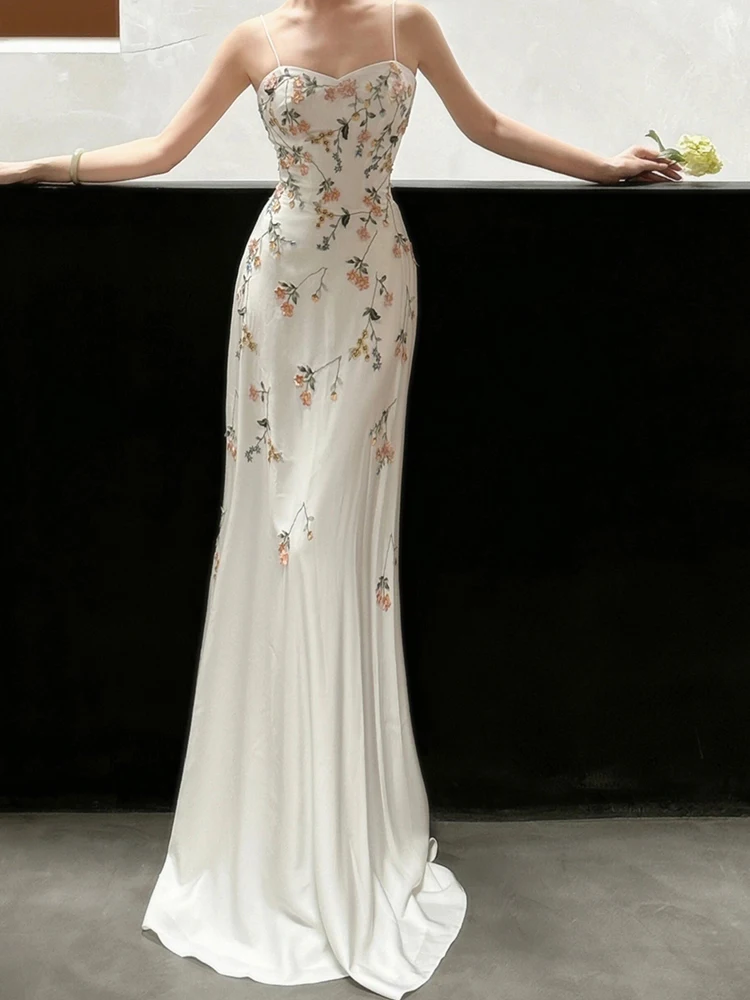 

Elegant Embroidered Backless Long Dress for plus Size Women Chinese Style Heavy Work Strapless Gown Luxury Vacation Wear