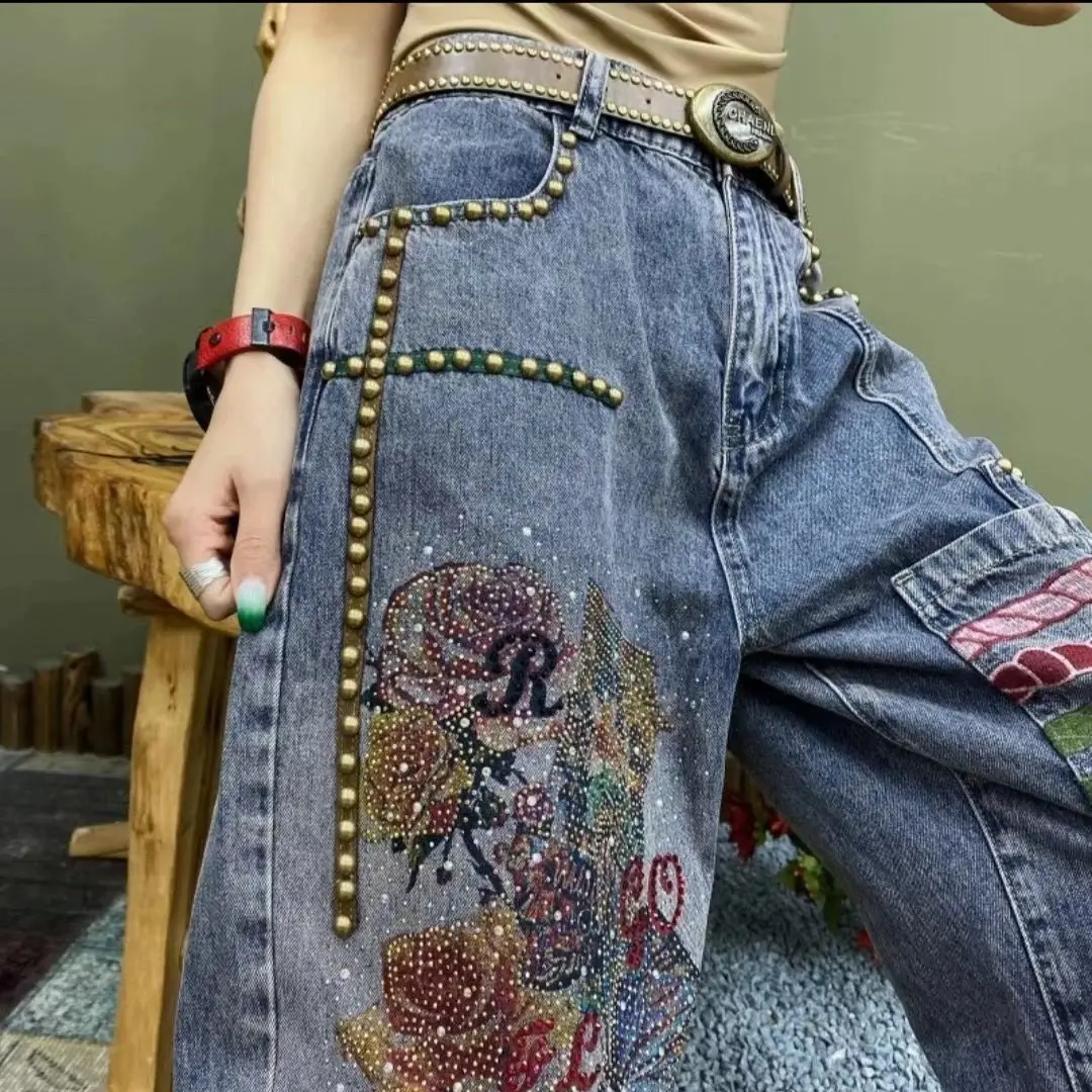 Letnie jeansy damskie, ciężkie zdobienia z koralików, luźne spodnie hiphopowe typu harlan, haftowane, z efektem hot diamond, designerskie, sprane, z szerokimi nogawkami.