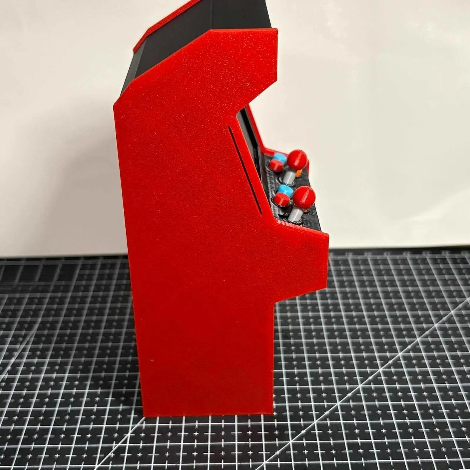 

Miniature Arcade Game Model Red Black Collectible Toy Diorama Figure 1 12 Scale for Miniatures Doll House Furniture Display