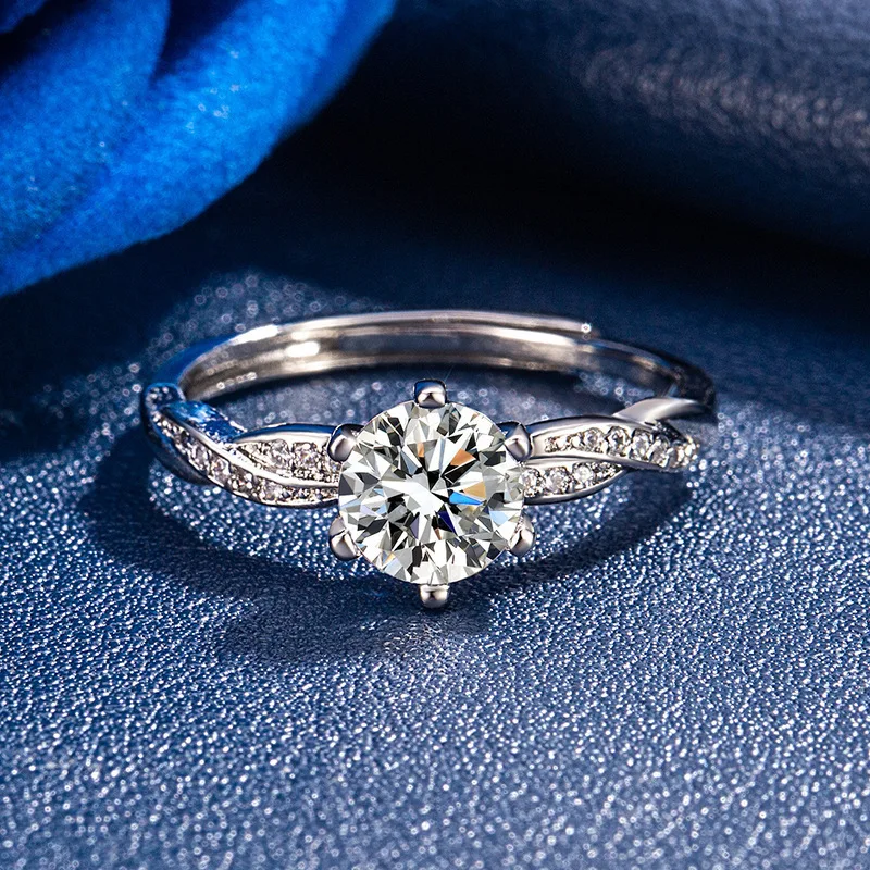 PT950 ring - six-prong set diamond ring, featuring a luxurious and elegant style, and an ideal gift for Valentine's Day.