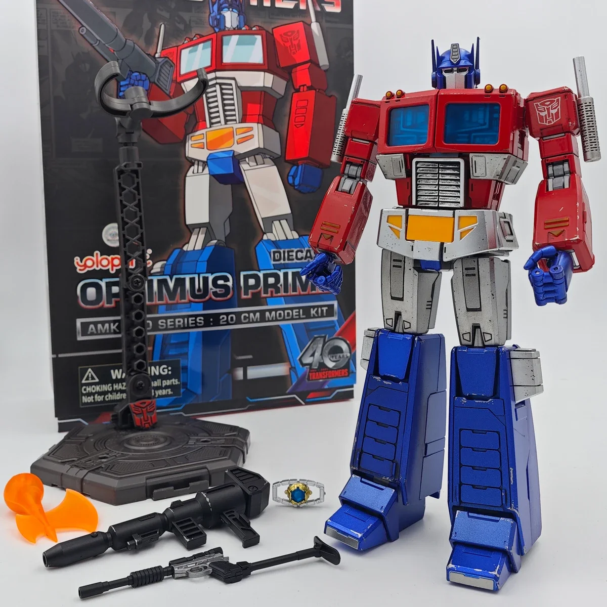 

Hasbro Transformers Optimus Prime figure Toy Generation One AMK PRO Series 20cm Megatron Model Kit Studio Series