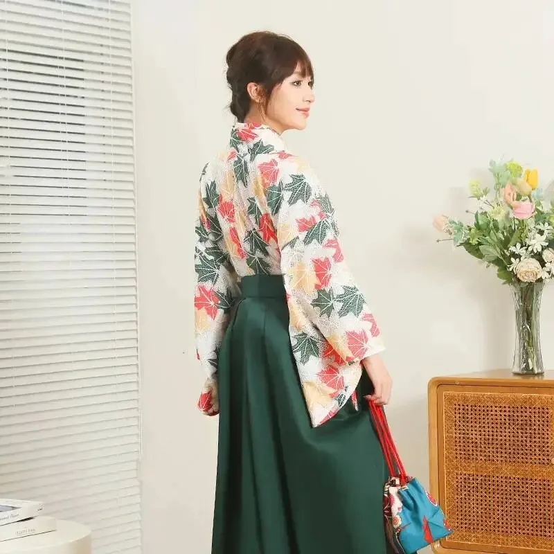 

CyJapanese Kimono Women's Green Yukata Hakama Dress Set Graduation Style Dress and Traditional Style Dress and Formal Attire