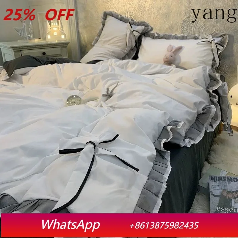 

Скандинавский комплект постельного белья с бантом цвета экрю. Простой однотонный комплект постельного белья для украшения спальни.