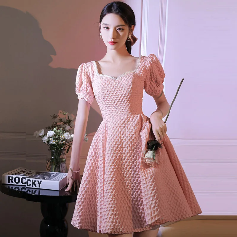 DongCMY Luxury Pink Niche Light Luxury High-end Graduation Dress Fashion Short-sleeved Evening Dress Alumni Gown