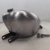 Motorrad 15L Benzin Gas Kraftstofftank für Harley Dyna 1999-2003 4