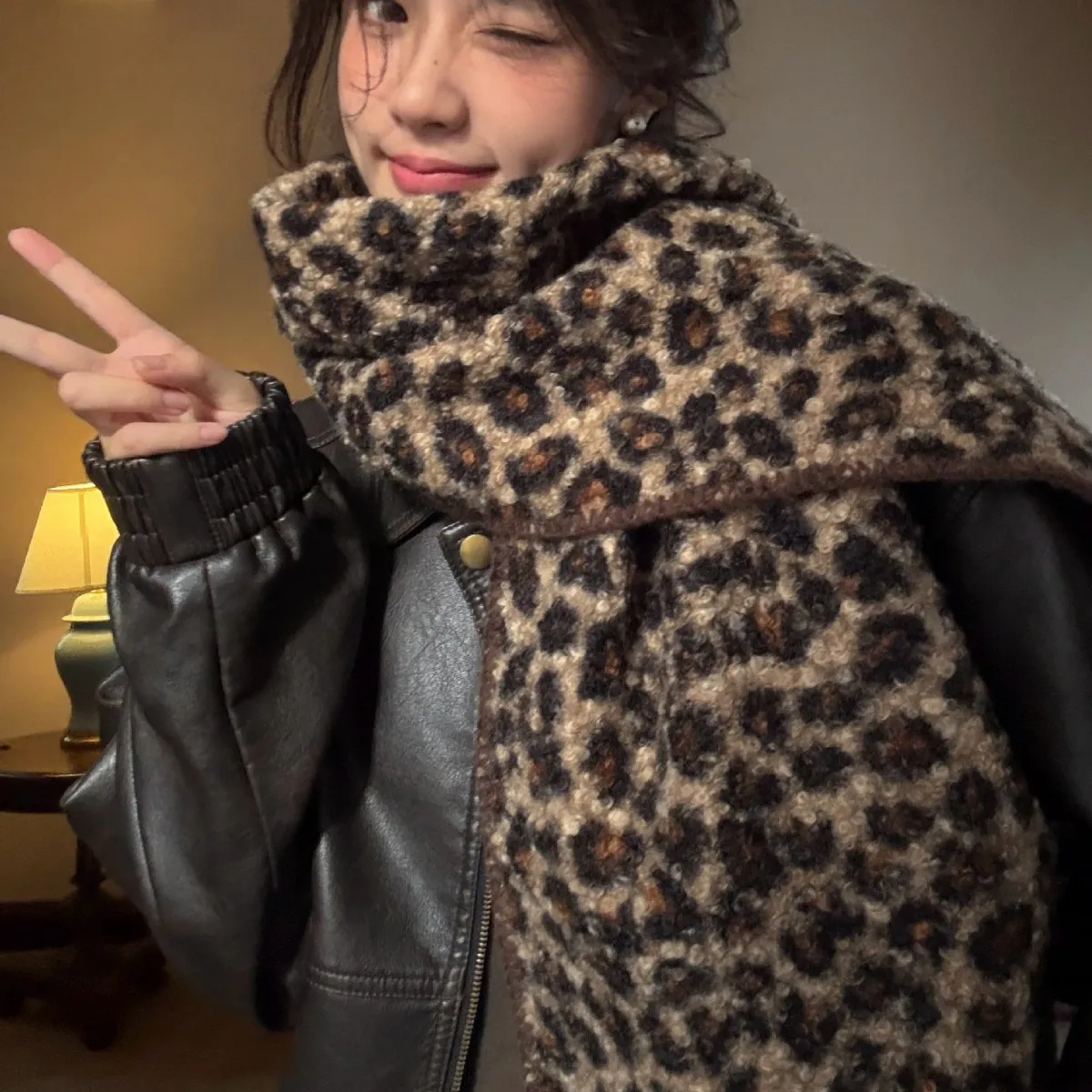Scarf Reversible Leopard Print Faux Wool Warm Winter Retro Trendy Women Double Sided Neck Wrap Elegant Cozy
