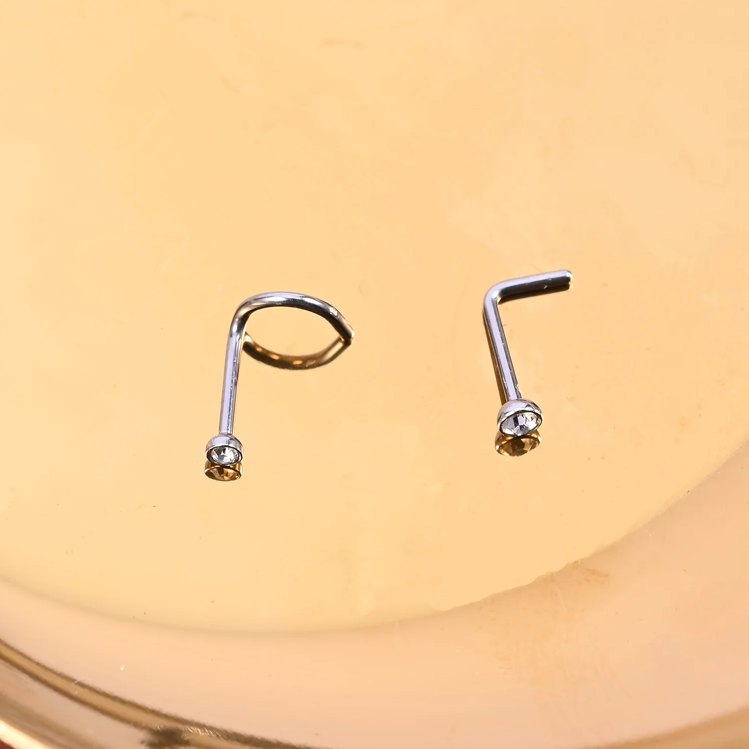 1Pcs Stainless Steel Nose Studs Nose Piercings Nail With Shiny Rhinestone Decor L-shaped Rod Lip Studs Nose Piercing Jewelry