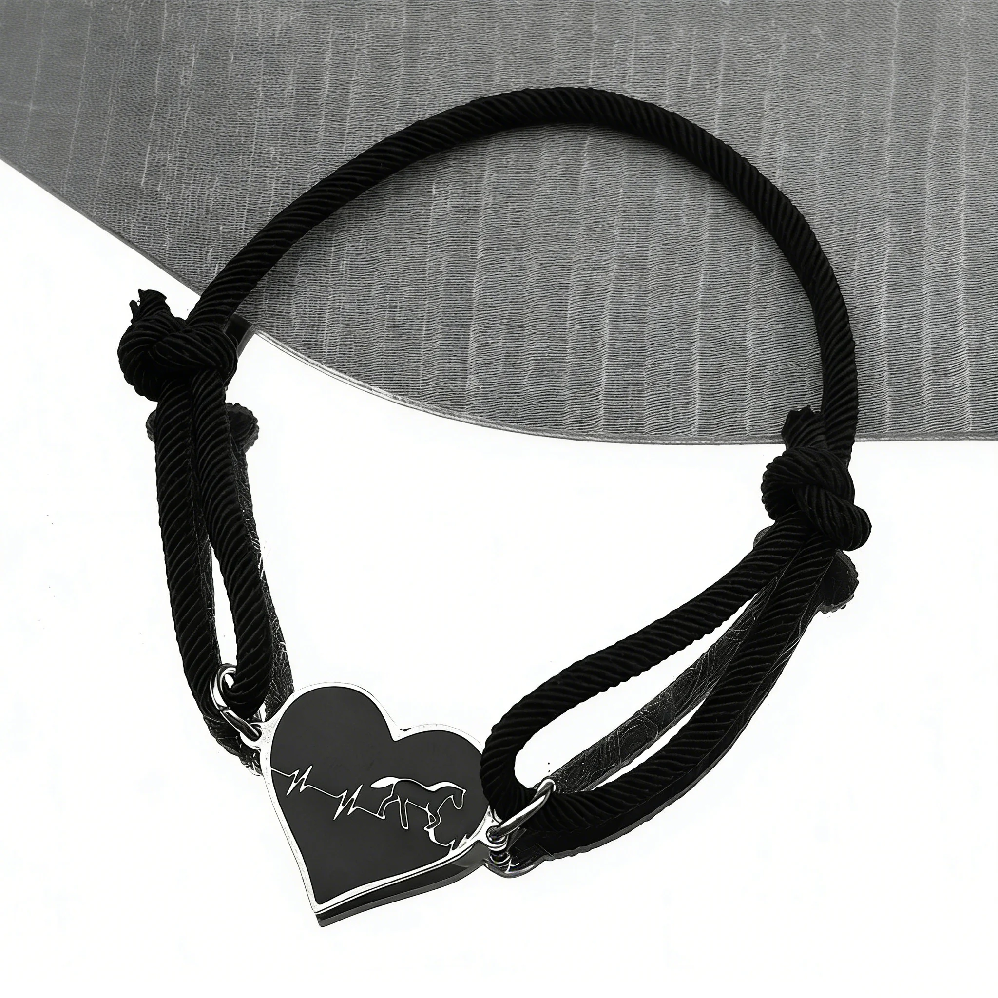 

Heart Beat Horse Hand Chain For Women Men Stainless Steel Black Color Love Animal Pony Female Fashion Bracelet Jewelry Gifts