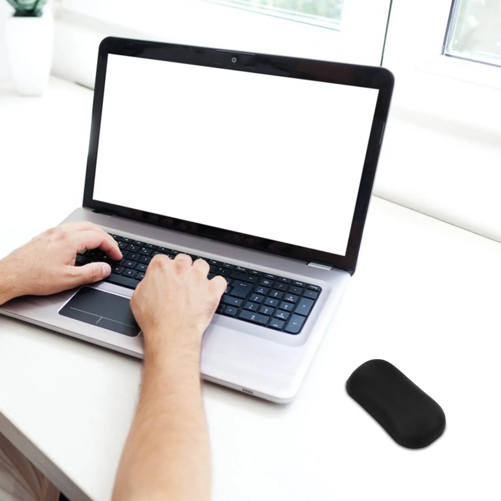 

PU Elastic Silicone Mouse Wrist Pad Black Non-Deformable Ergonomic Mouse Support Portable Office Home Travel