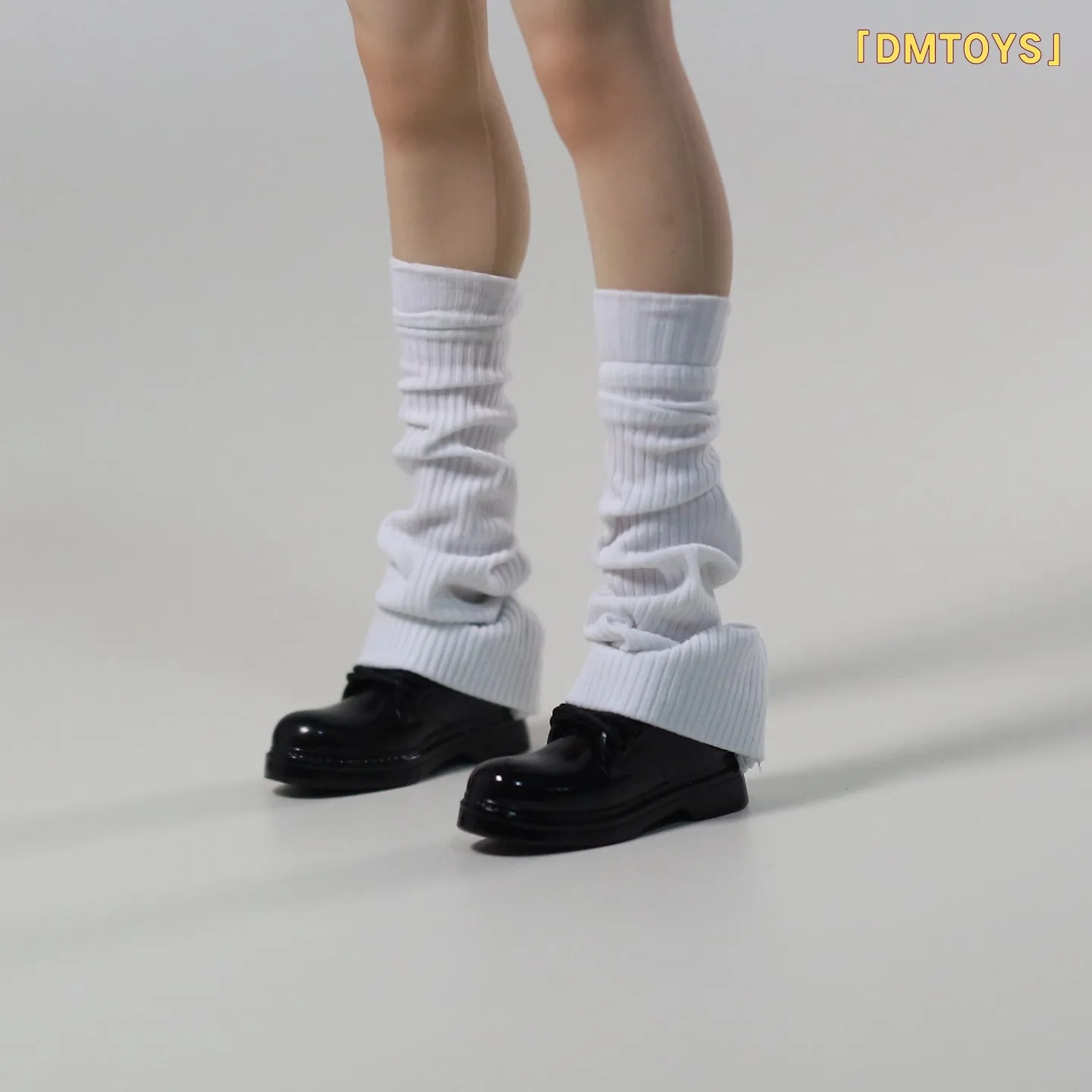 DMTOYS DP004 1/6 جنود أنثى كومة تخزين جوارب الطالب JK الملابس والاكسسوارات تناسب 12 ''عمل الشكل في الأوراق المالية