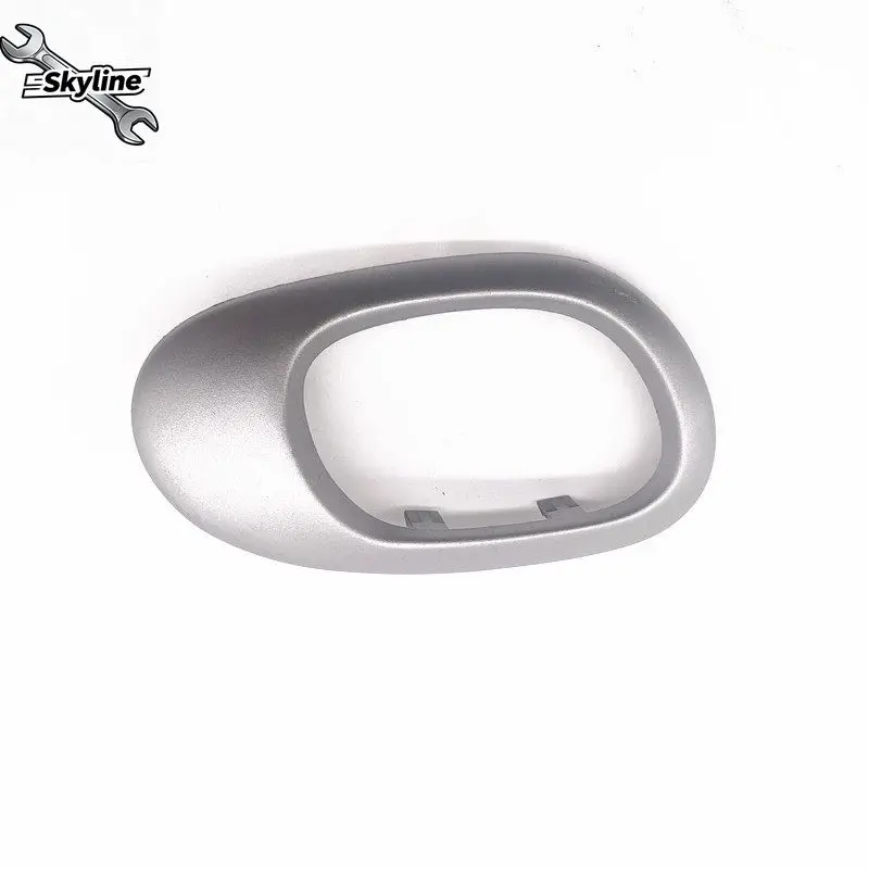 Suitable for Peugeot 206 207 Citroen C2 inner handle cover, handle frame black light silver inner handle frame