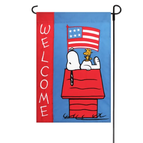 SNOOPY PEANUTS GANG Flag APPLIQUE Patriotic Snoopy on Doghouse 12