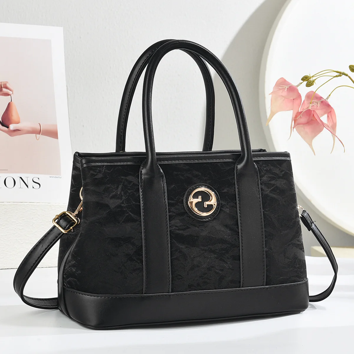 

New! Women's Minimalist Versatile Crossbody Bag - Stylish Large-Capacity Commuter Shoulder/Handbag