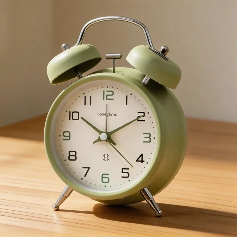 Creative Multi-color Metal Alarm Clock Japanese High-volume Quartz Table Clock Silent Sweeping Second Decorative Watch Get Up