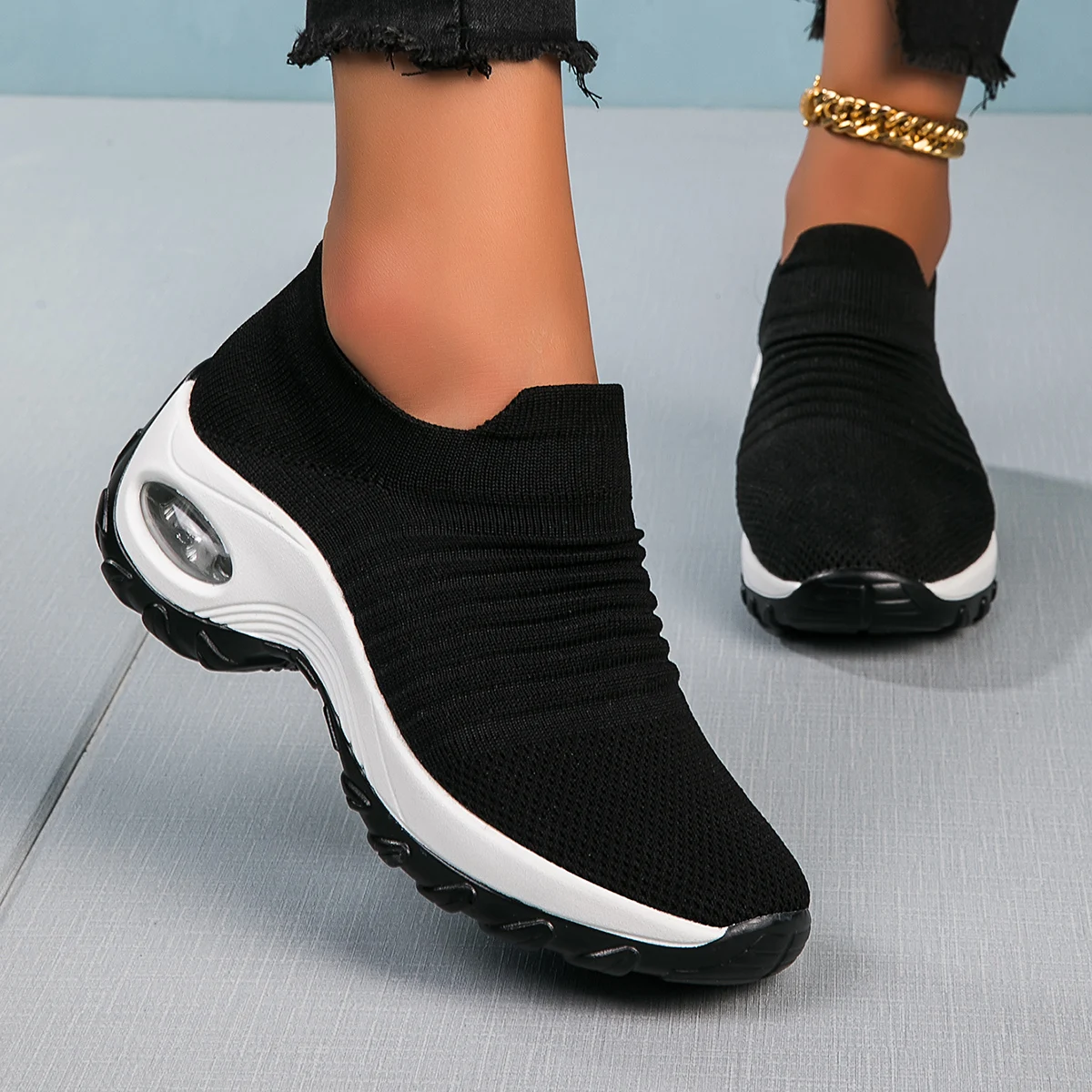 Ladies Low Top Outdoor Thick Sole Increased Lightweight Breathable Socks Shoes Walking Shoes Casual Shoes