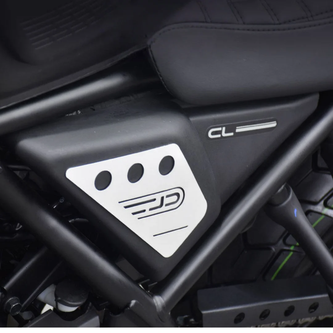 For the H-o-n-d-a CL300, the accessory for the left and right side aluminum seat cover of the battery cover decoration piece
