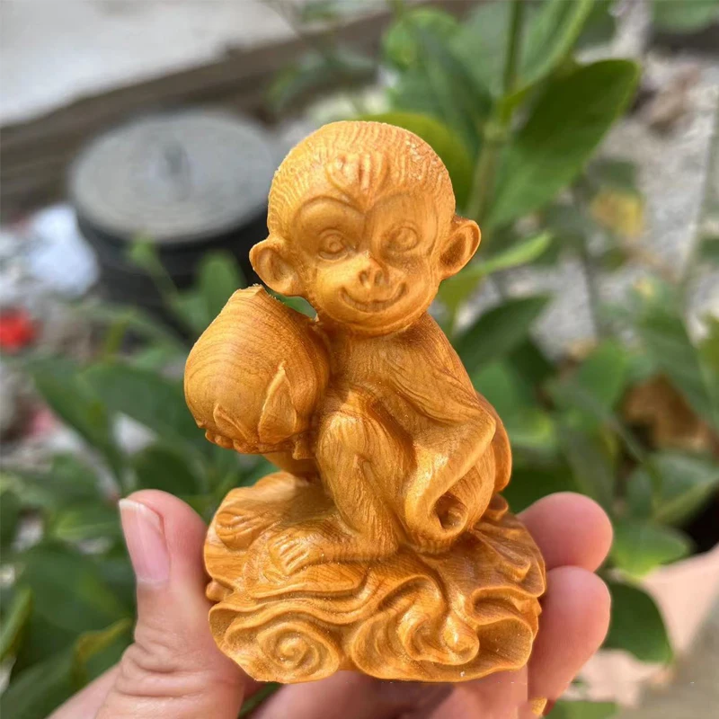 Cute Cliff Cypress Wood Zodiac Monkey Ornament Solid Wood Carved Animal Crafts Creative Birthday gift Collection souvenirs