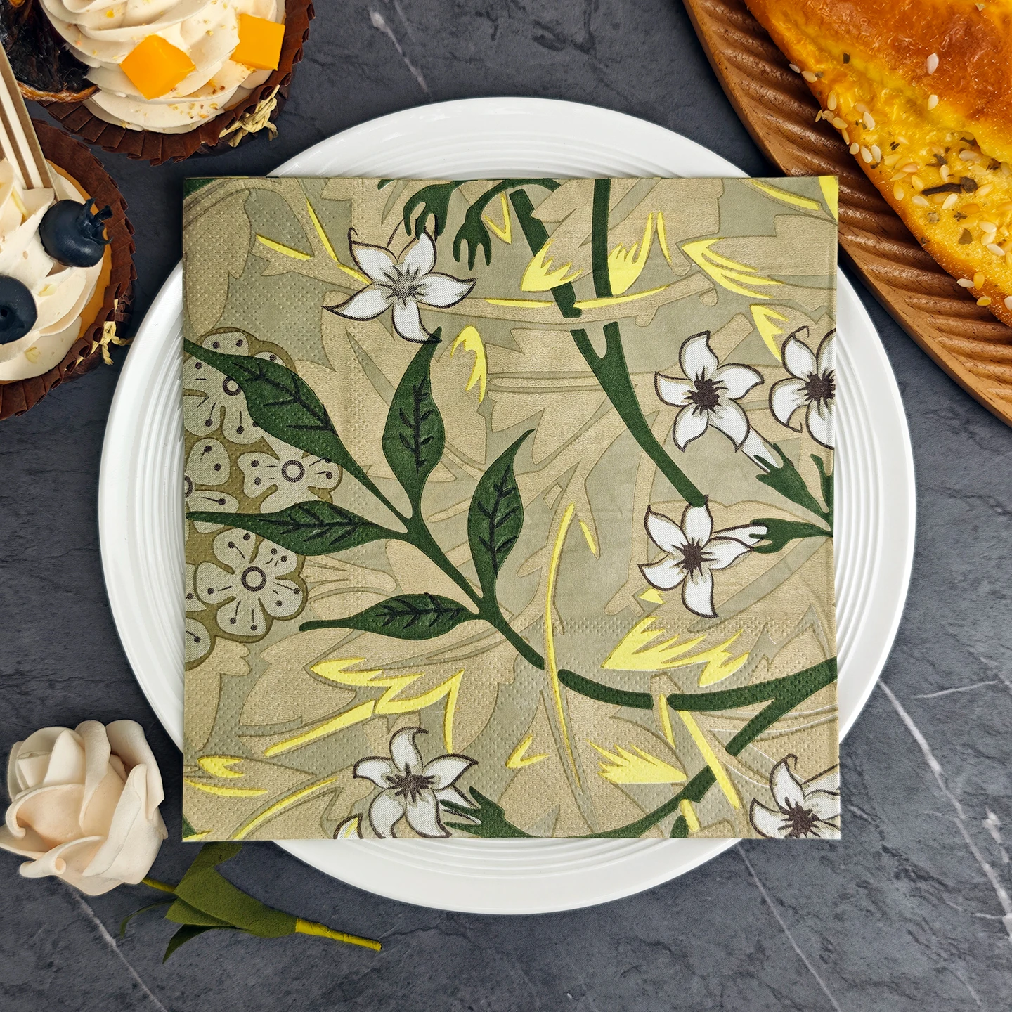 20/50 Uds. Servilletas de papel con flores retro de 33x33cm, 2 capas, adecuadas para fiestas temáticas, servilletas de fiesta diseñadas para reuniones animadas