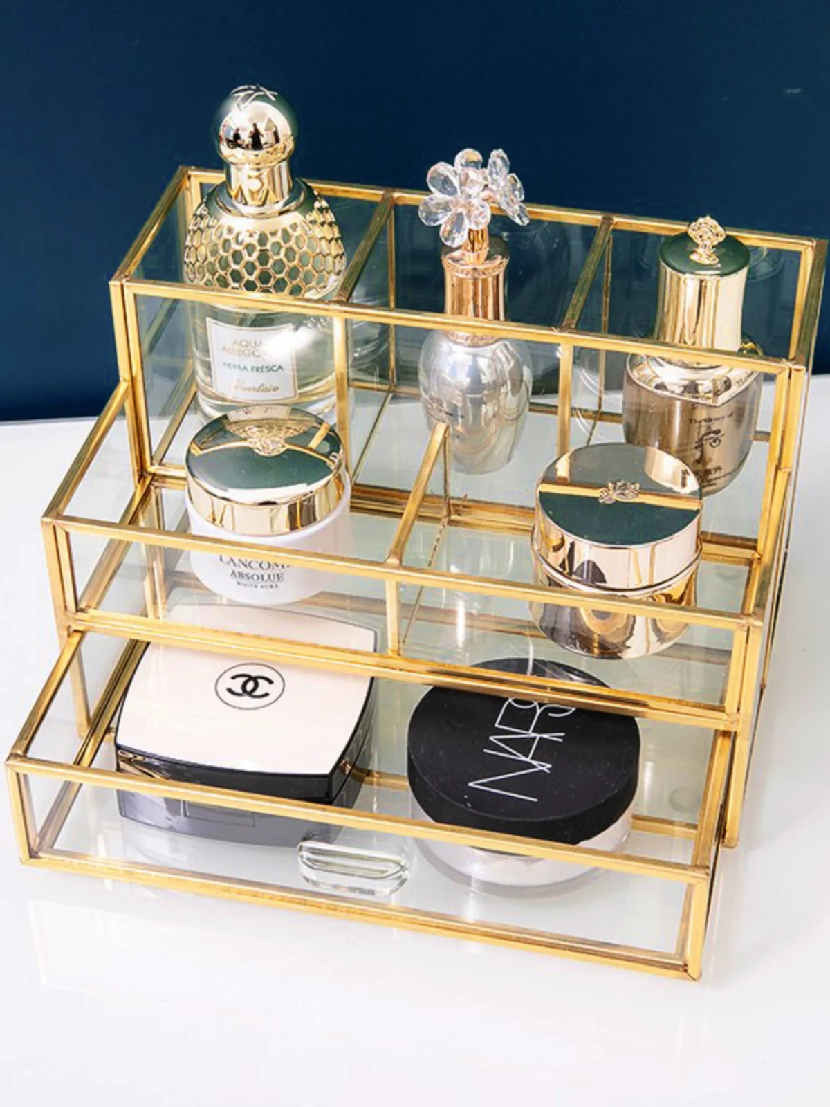 

Настольный органайзер Nordic Sle из прозрачного стекла для косметики и уходовых средств