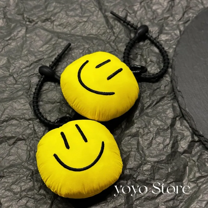 

Cute Doll Jewelry Original Design Smiling Sponge Keychain Korean Simple Bag Small Pendant Jewelry Gift