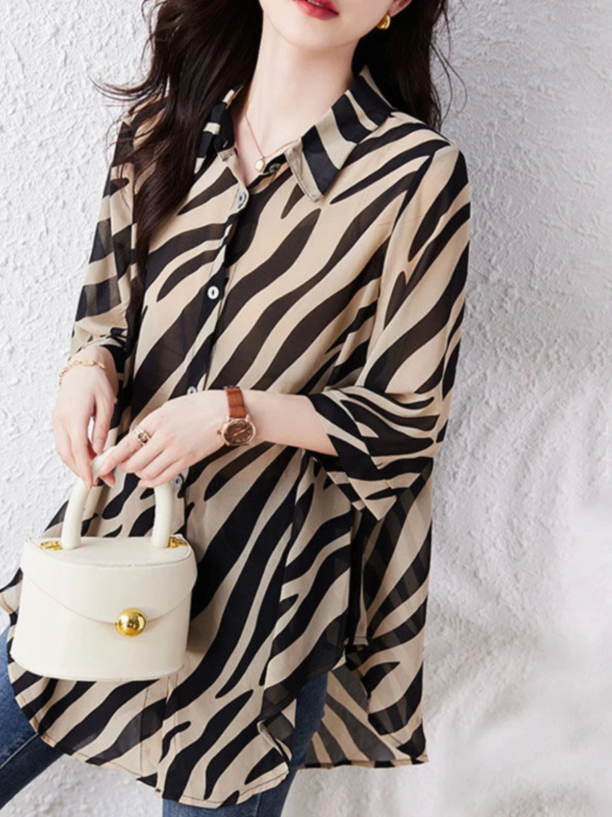 plus maat gestreepte zonbescherming chiffon irt damesblouse met zebraprint, losse kraag, midi-lengte polyestervezel