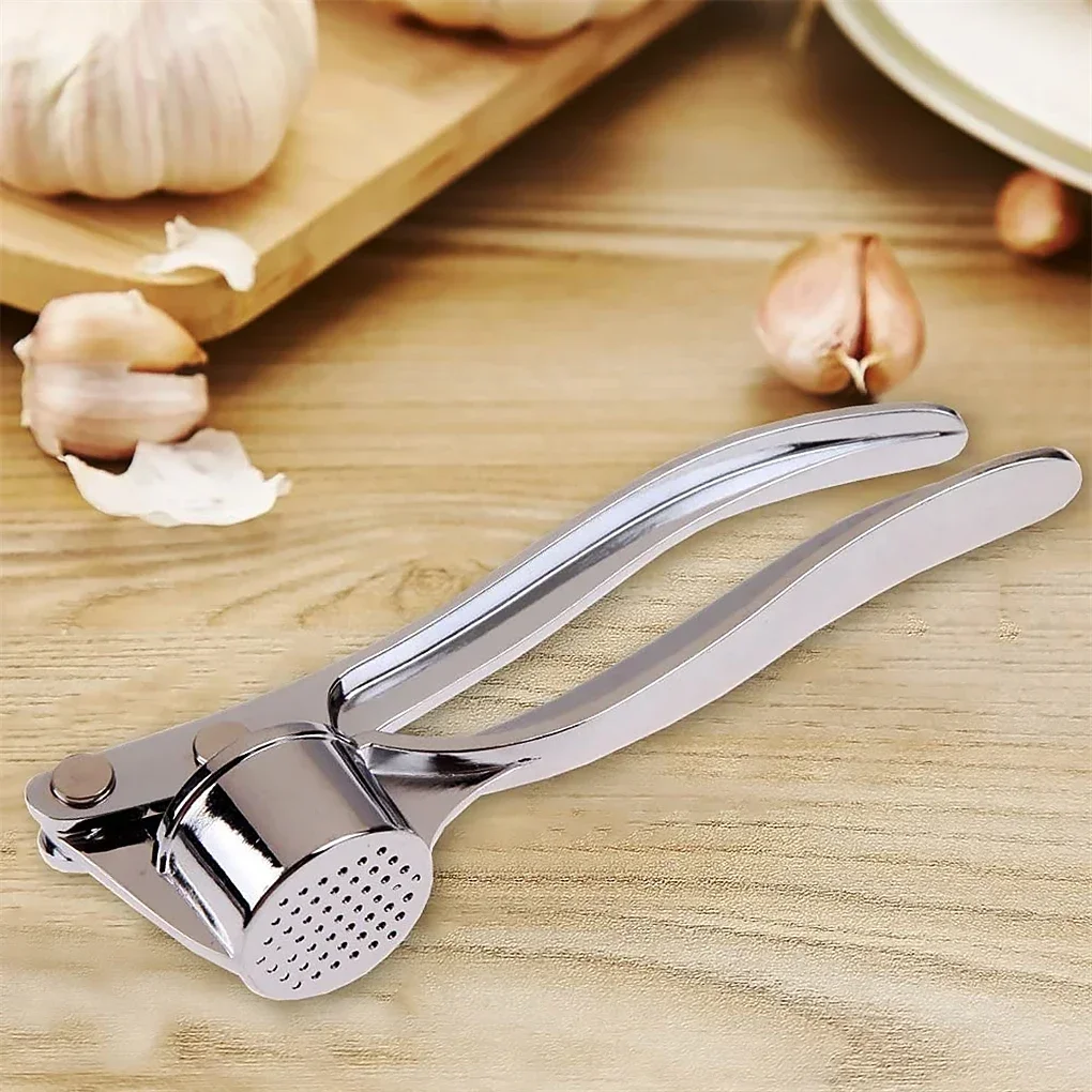 1pc Silvery Stainless Steel Garlic Masher Kitchen Vegetable Cooking Extruder Manual Ginger Grinder and Tool Kitchen Accessories