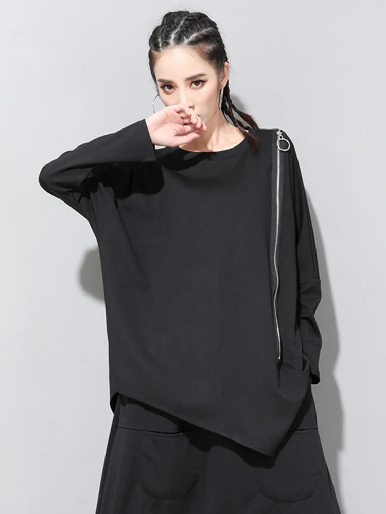 [EAM] Women White Zipper Irregular Big Size Casual T-shirt New Round Neck Long Sleeve Fashion Tide Spring Autumn 2024 1DF5285