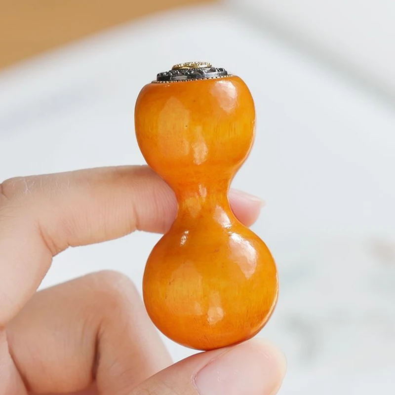 Creative Outdoor Portable EDC Mini Wooden Gourd Finger Gyro Toy Tool