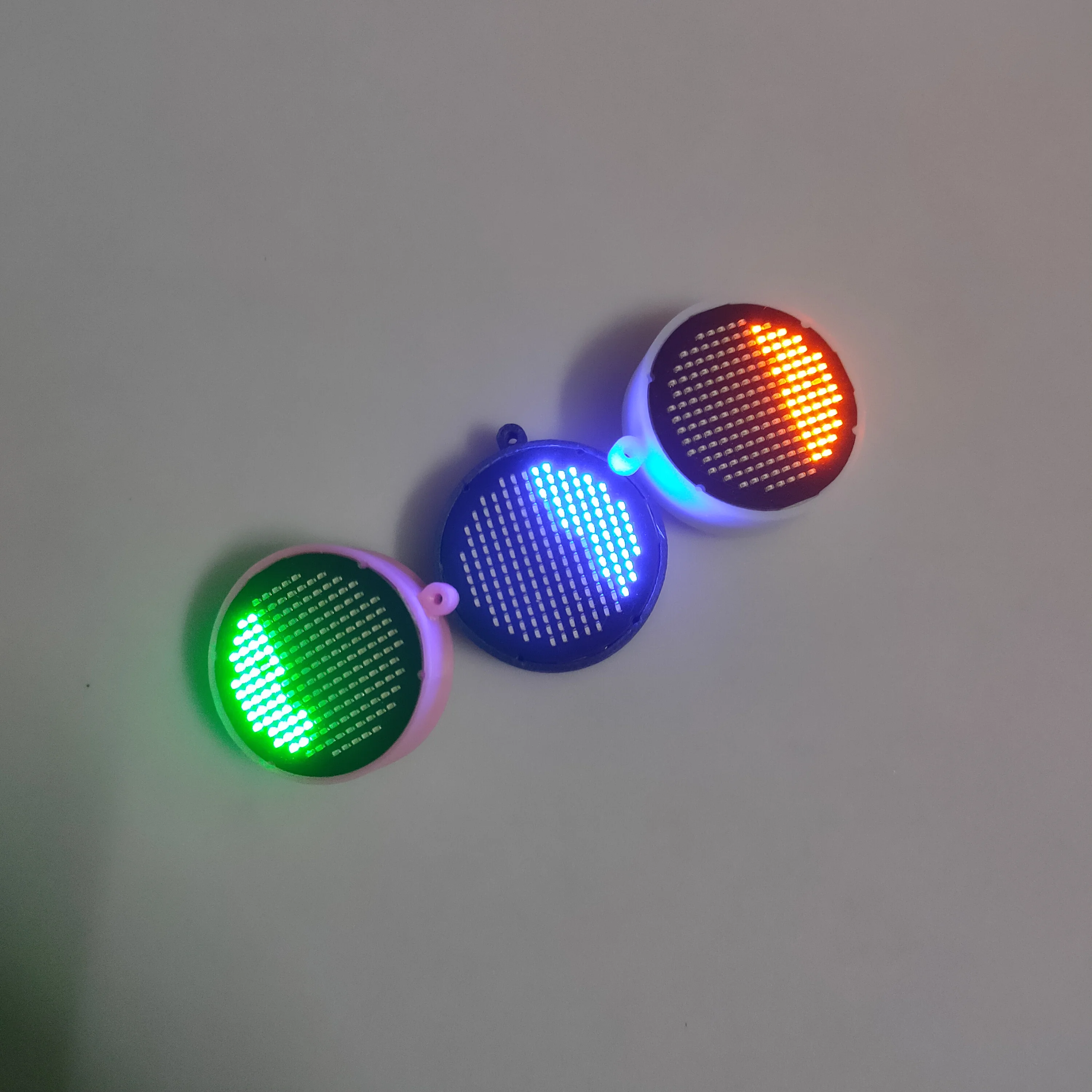 Minimalist and Stylish Ornaments LED Fluid-Effect Water Flow Ambience Decor Esports Desktop Decor Handheld Toys Board Games