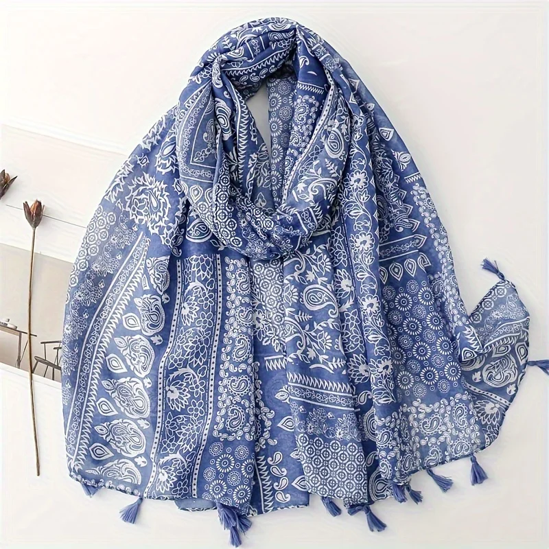 2024 Designer Brand Women Scarf Blue Paisley Print Lady Shawls Cotton Feeling Soft Oversize Hijabs Neck Headband Tassel Foulard