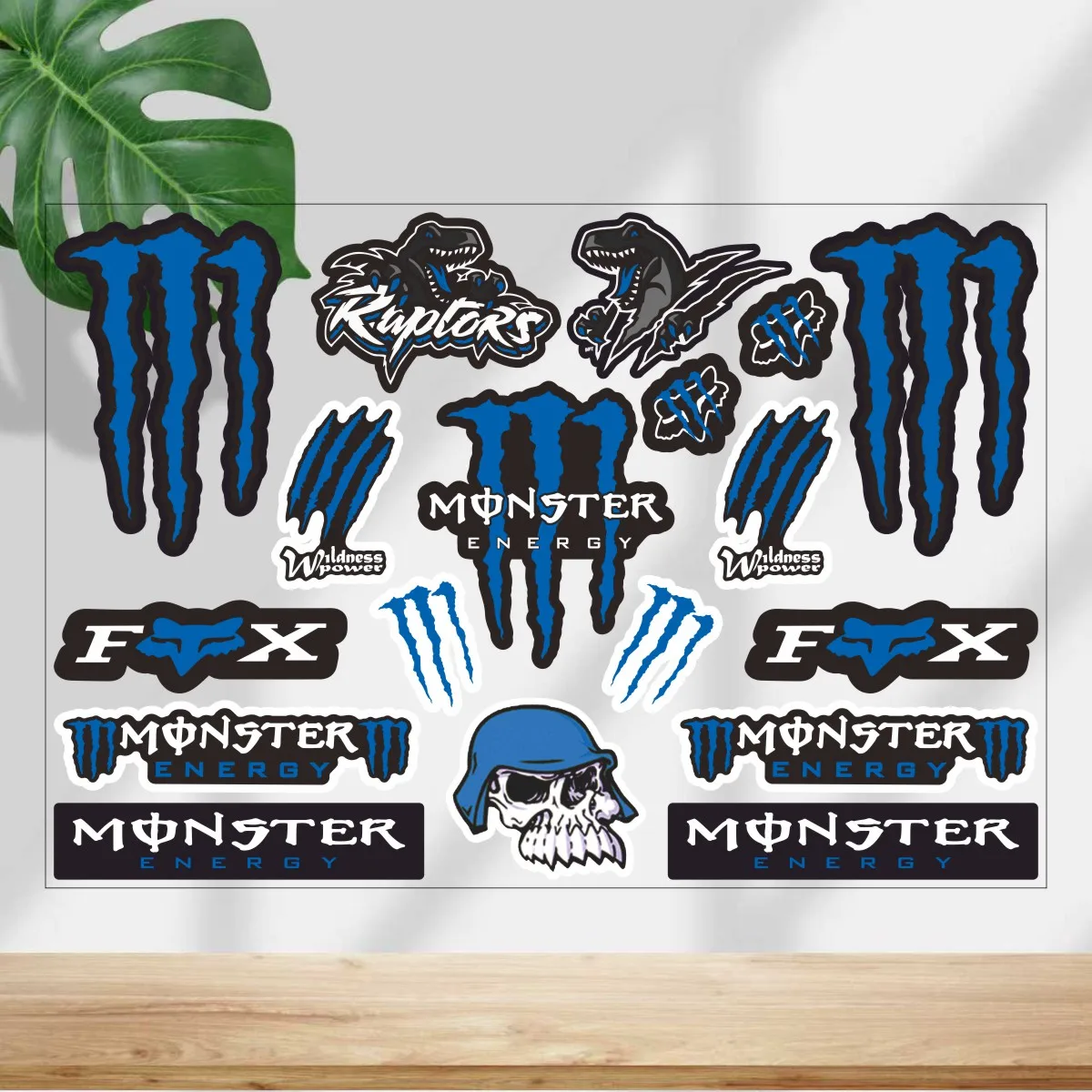 سباق السيارات دراجة نارية الوحش ملصقات الطاقة خوذة الشارات الزرقاء عدة لياماها هوندا كاواساكي سوزوكي Ktm Bmw دوكاتي