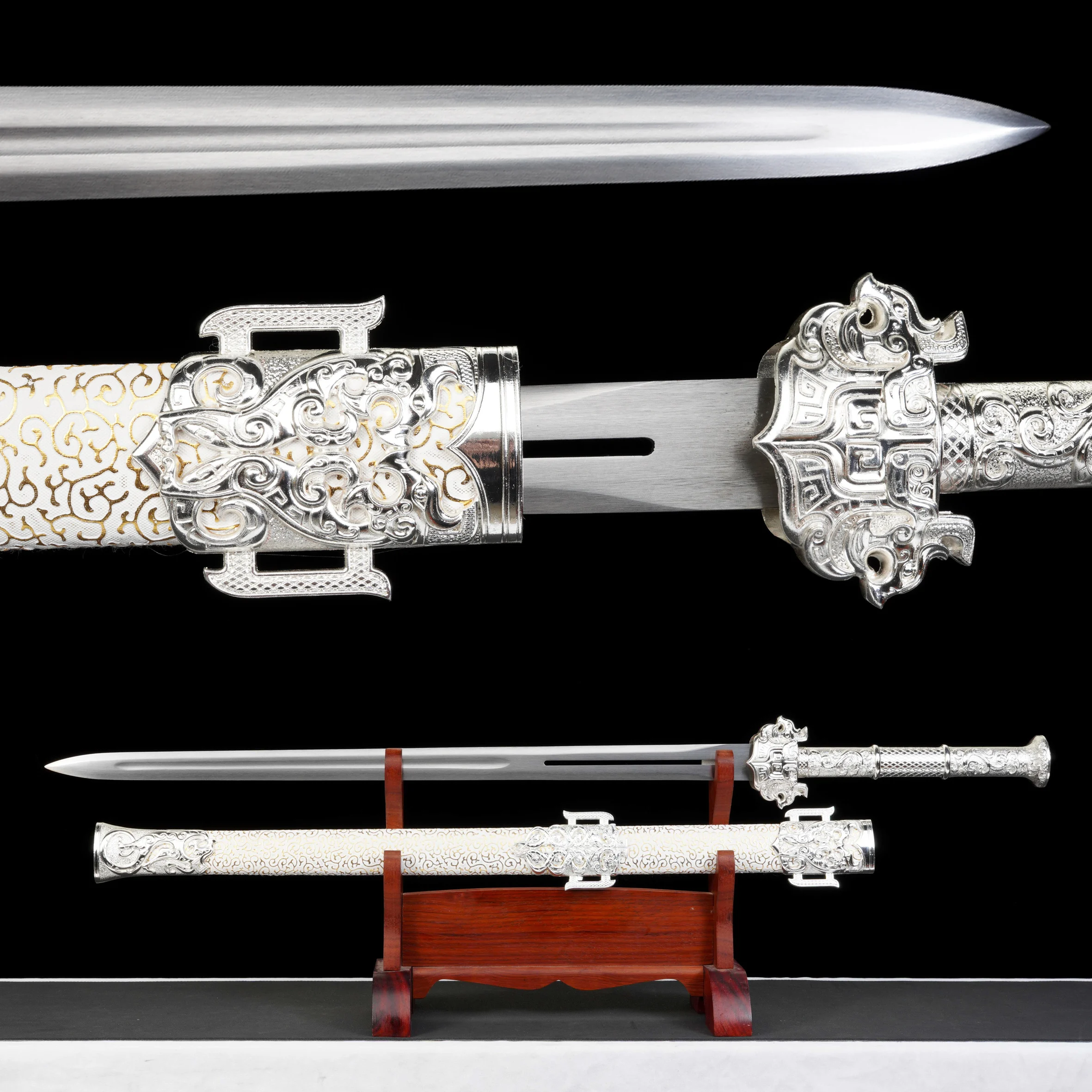 Chinese Silver Moon Sword Battle Preparation Steel-made real sword Gift for ninja training martial arts enthusiasts  Not sharp