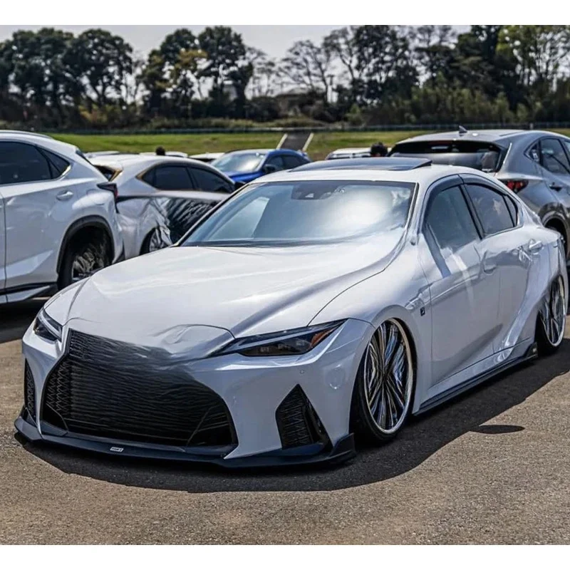 Hot Selling High Quality Carbon Fiber Exterior Body Kits With Front Bumper Lip, Rear Bumper Side Skirts, Rear Diffuser And