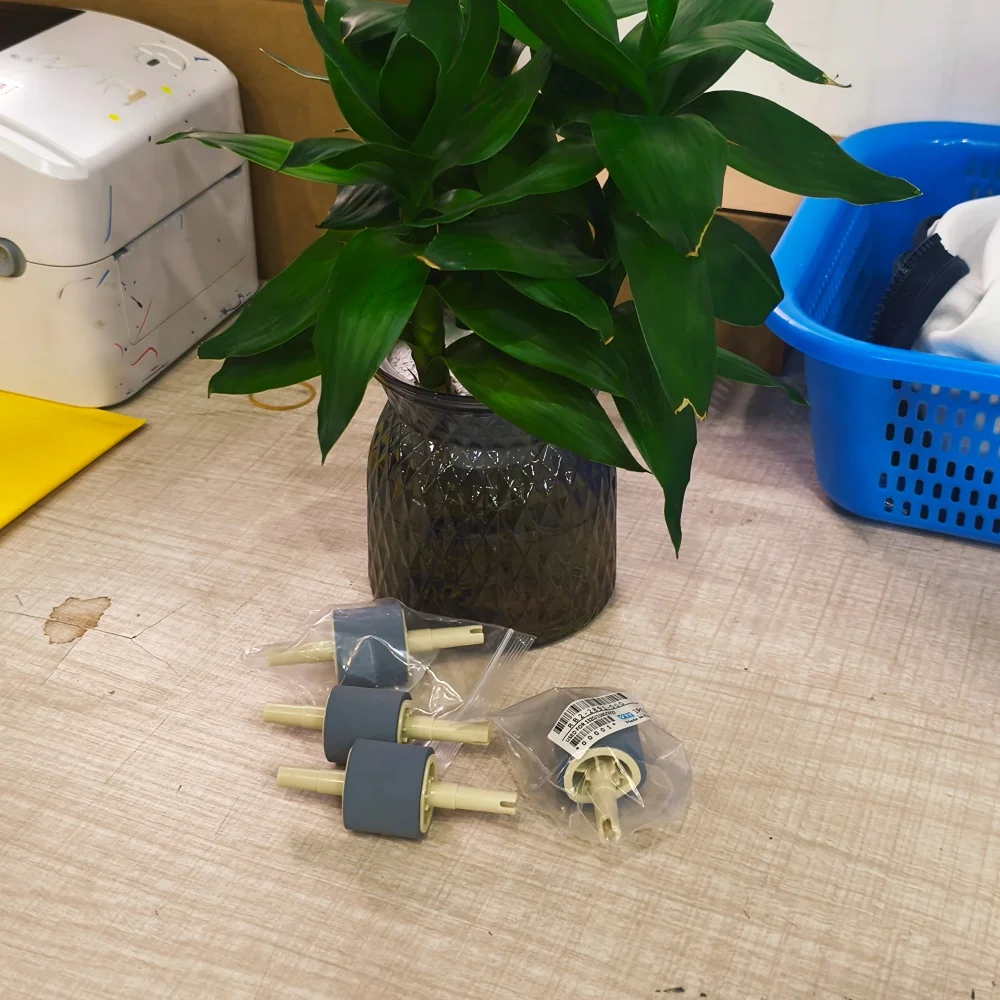 

50X Pickup Roller for HP 1160 1320 2100 2200 2300 2400 2410 2420 2430 3390 3392 M2727 P2014 P2015 1500 2500 2550 2820 2830 2840